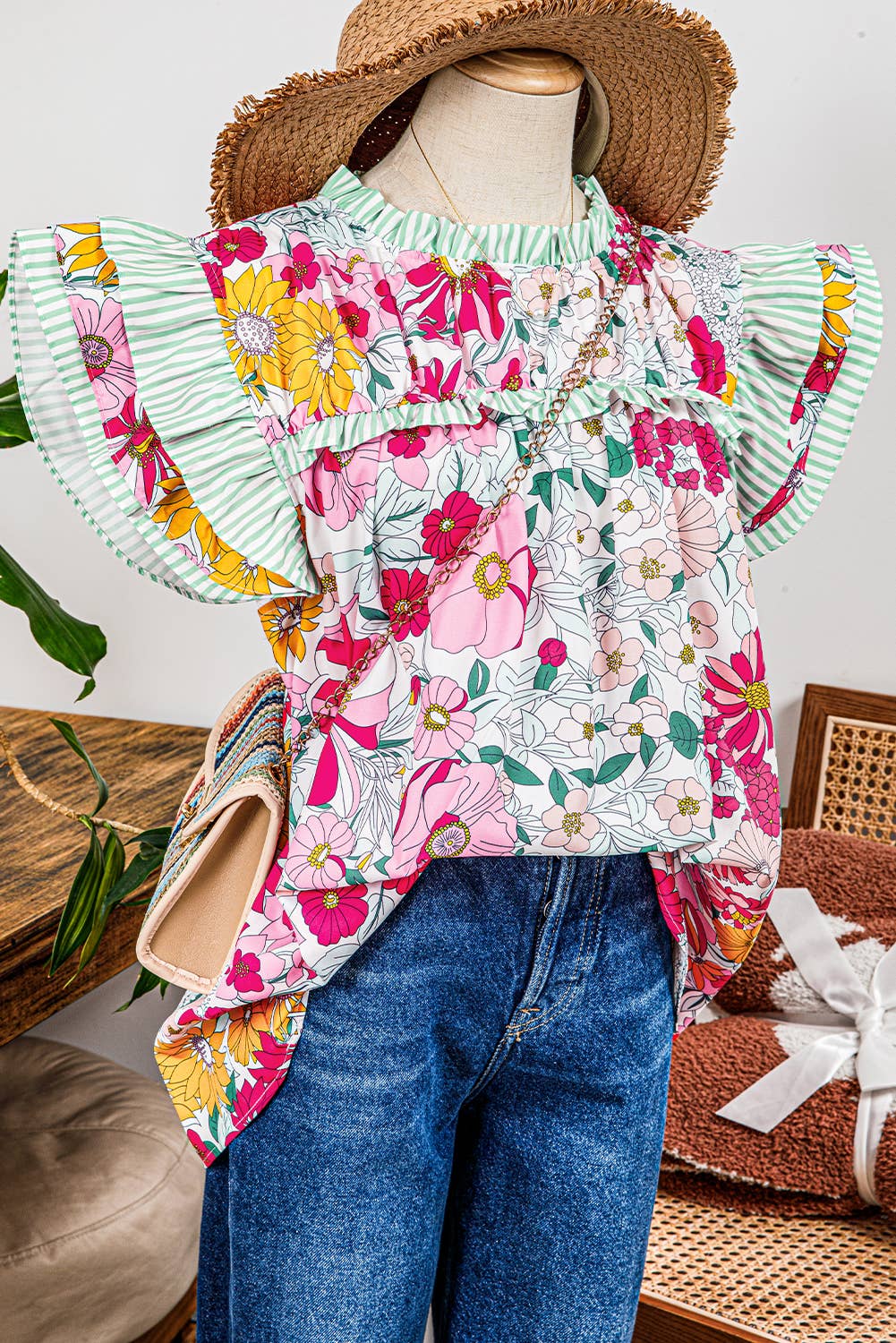 Floral Contrast Ruffle Trim Blouse