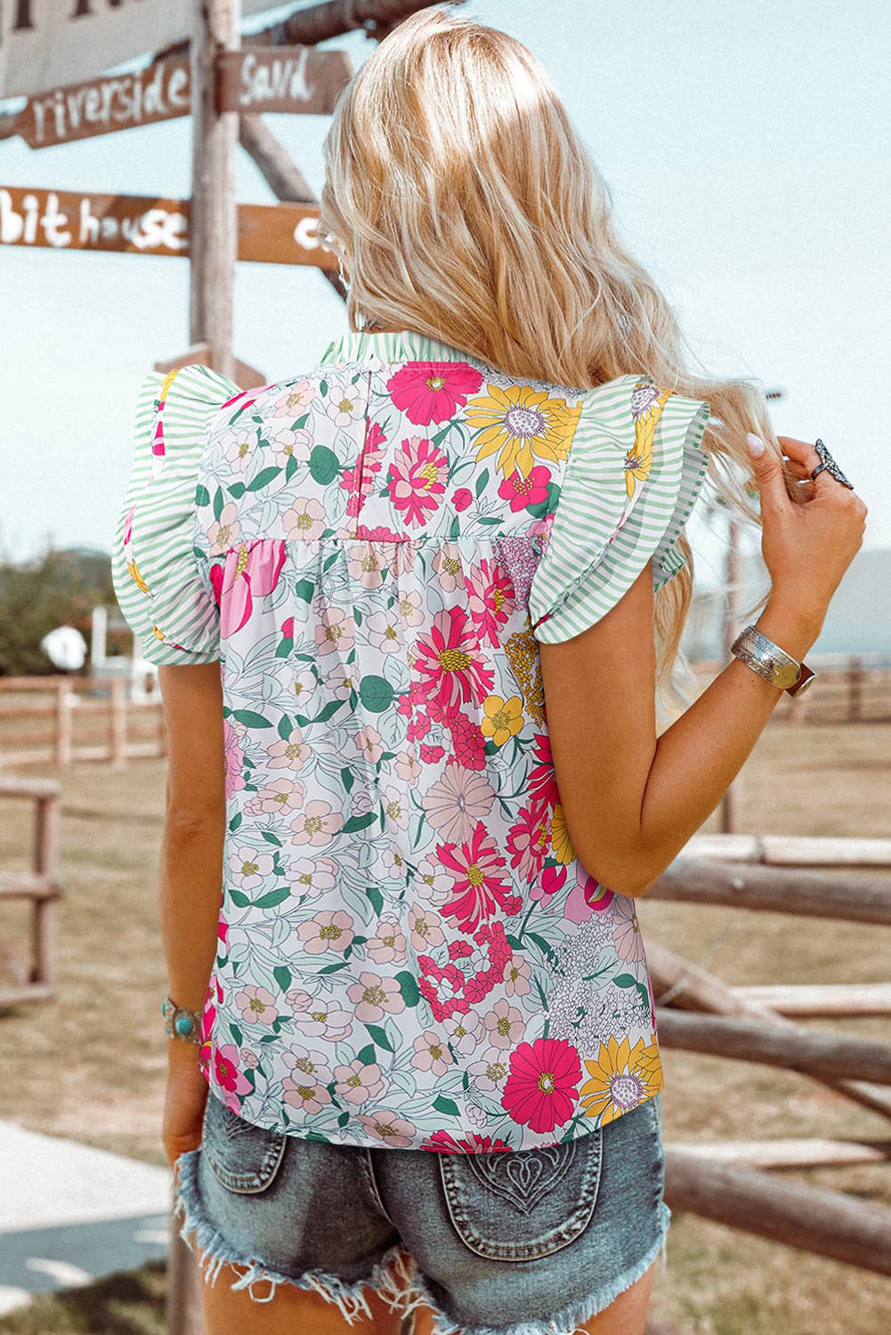 Floral Contrast Ruffle Trim Blouse