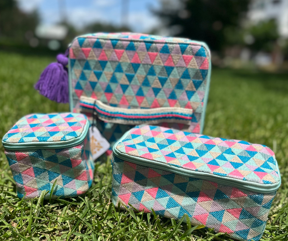 Anna Travel Organizer