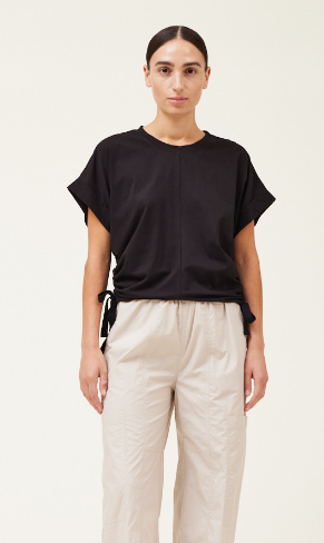 Side Scrunch Tee